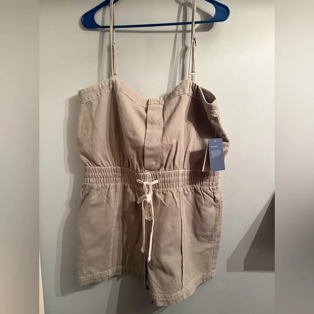 Universal Thread Tan Romper - Picture 1 of 5